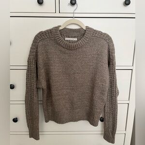A&F soft knit crew neck cropped sweater. Taupe. Size S. EUC